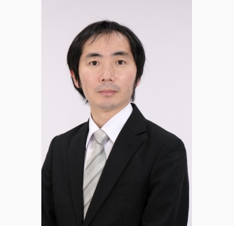 大内　啓　氏