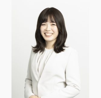 尾崎　こころ　氏