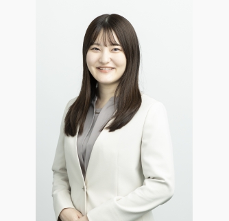 宮下 知夏 氏
