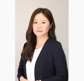 石地 舞子 氏