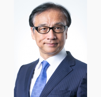 山口　伸一　氏