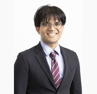 プラブ・アビジット　氏