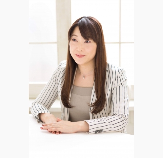 川部　紀子　氏