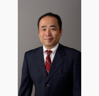 石田　敬二　氏